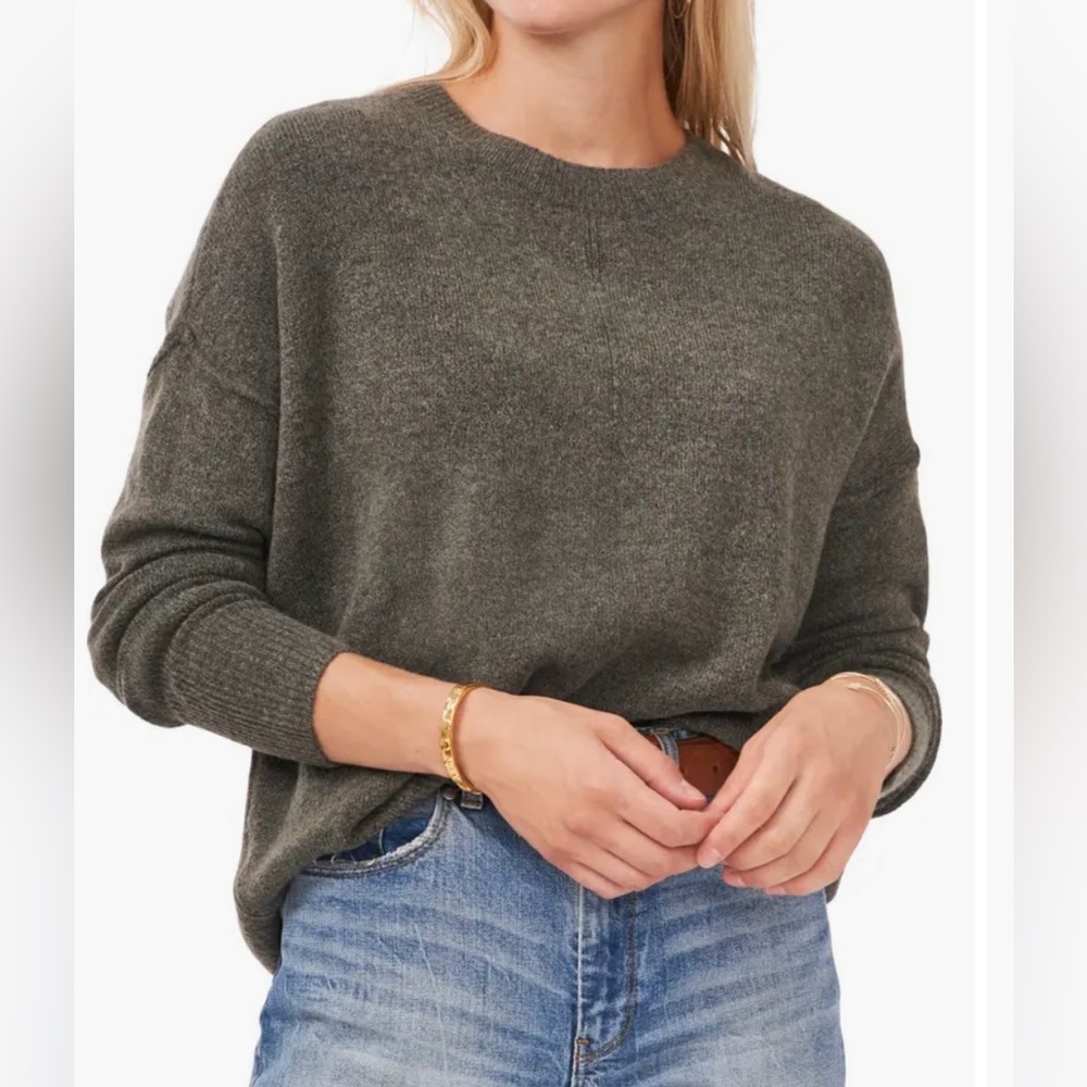 NWT Vince Camuto Exposed Seam Crewneck Sweater in Enigma Grey - Medium